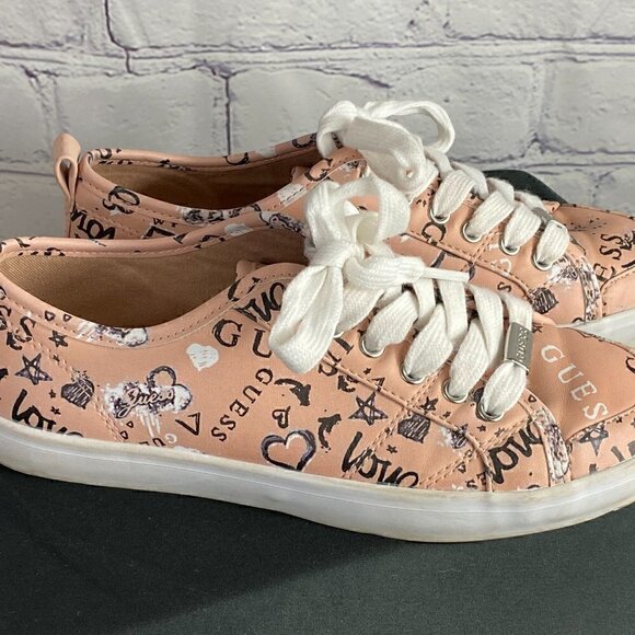 Guess Graffiti Logo Sneaker - Picture 3 of 8